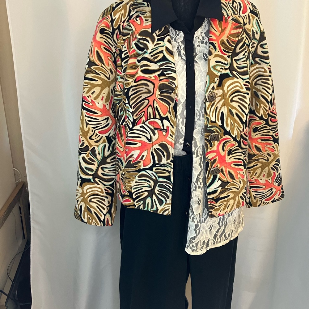 R.Q.T. Palm Leaf Print Jacket Size S Collared 3-Button Blazer Cotton Lined